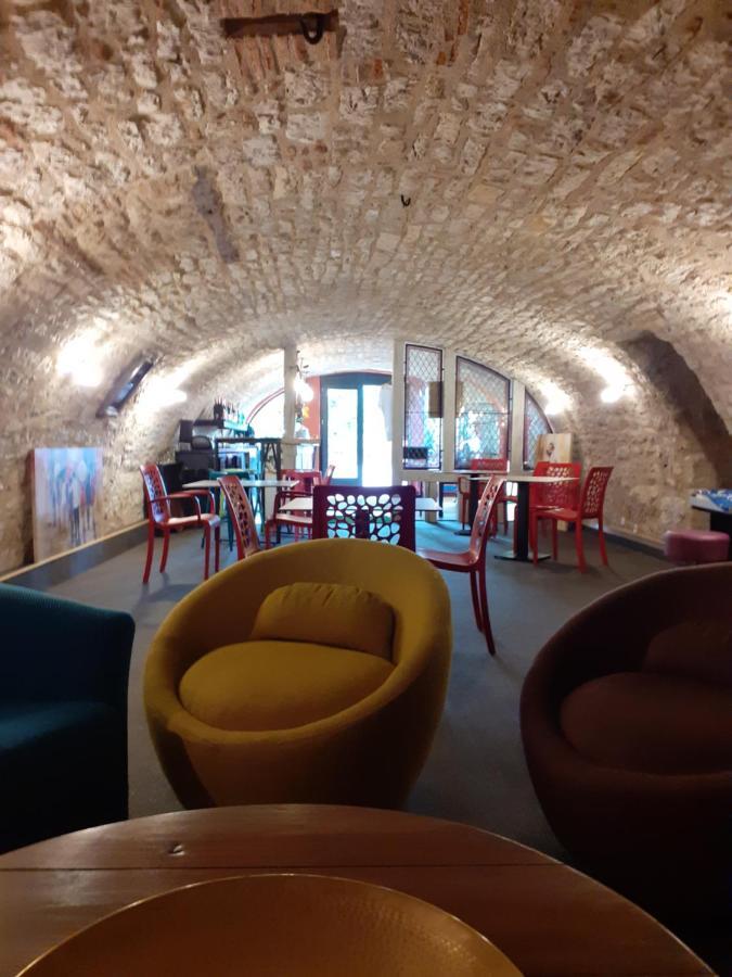 La Casa Color Bed & Breakfast Lamagdelaine Bagian luar foto